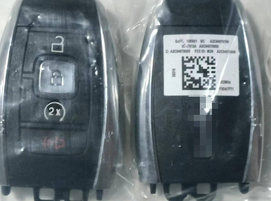 902MHz 164-R8155 M3N-A2C94078000 3 + 1 botón 49 Chip llave inteligente para el navegador Lincoln Continental MKC MKZ